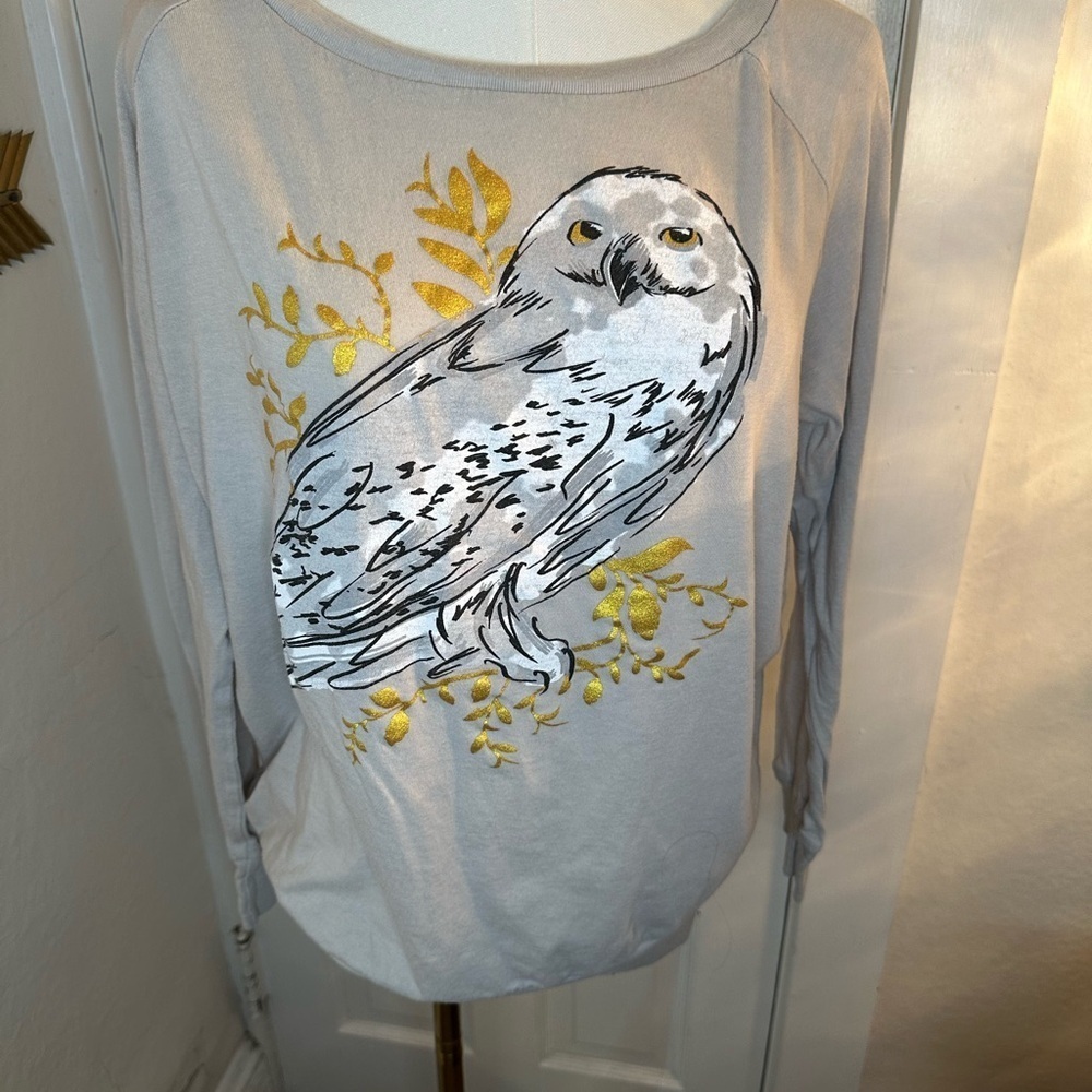 Stylish Gray and Gold Owl Long Sleeve Top